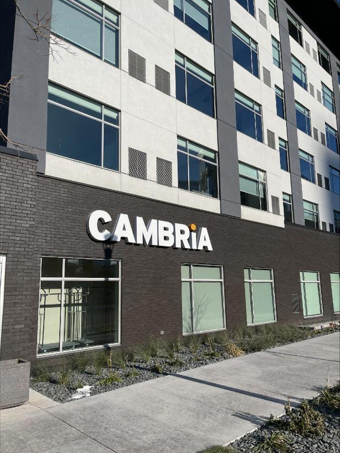 Cambria Hotel Minneapolis Downtown Екстериор снимка
