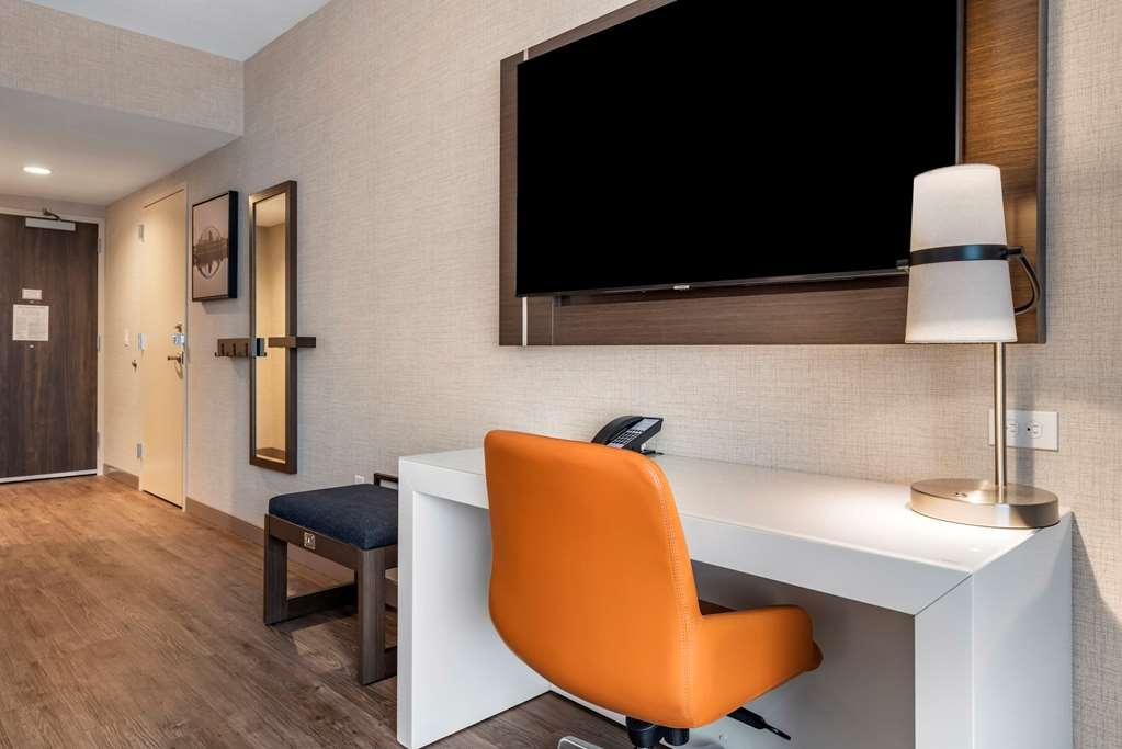 Cambria Hotel Minneapolis Downtown Стая снимка
