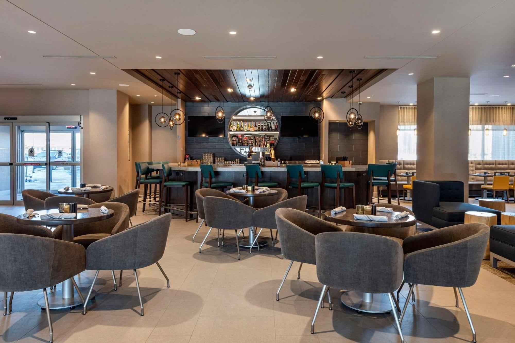Cambria Hotel Minneapolis Downtown Екстериор снимка